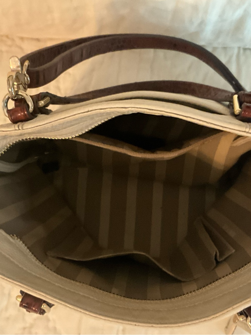 Women's White and Brown Croc-Trim Tote Bag Brahmin - Picture 2 of 5